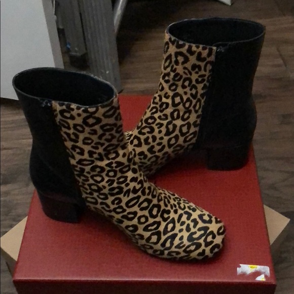 Donald Liner Booties - Picture 3 of 4